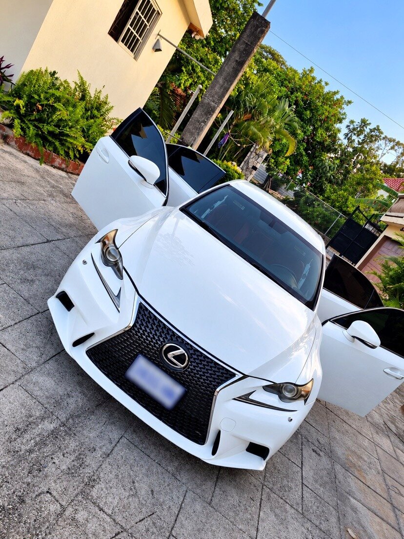 2015 Lexus IS 250 F Sport AWD — Left-Hand Drive