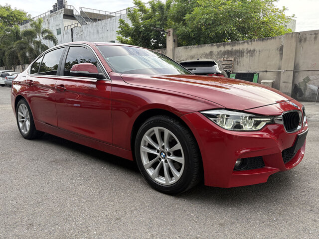 2018 BMW 318i