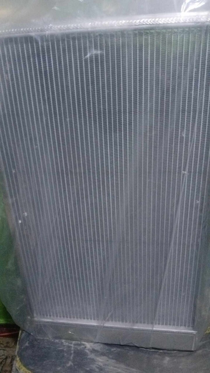 New All-Aluminum Performance Radiator  1999-2004