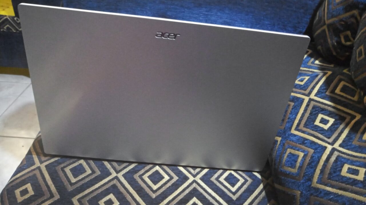 Acer Aspire AL15-33P.