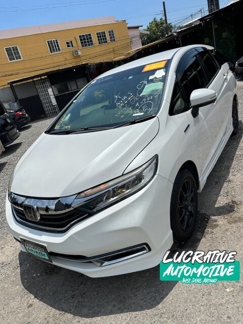 2020 Honda Fit Shuttle X