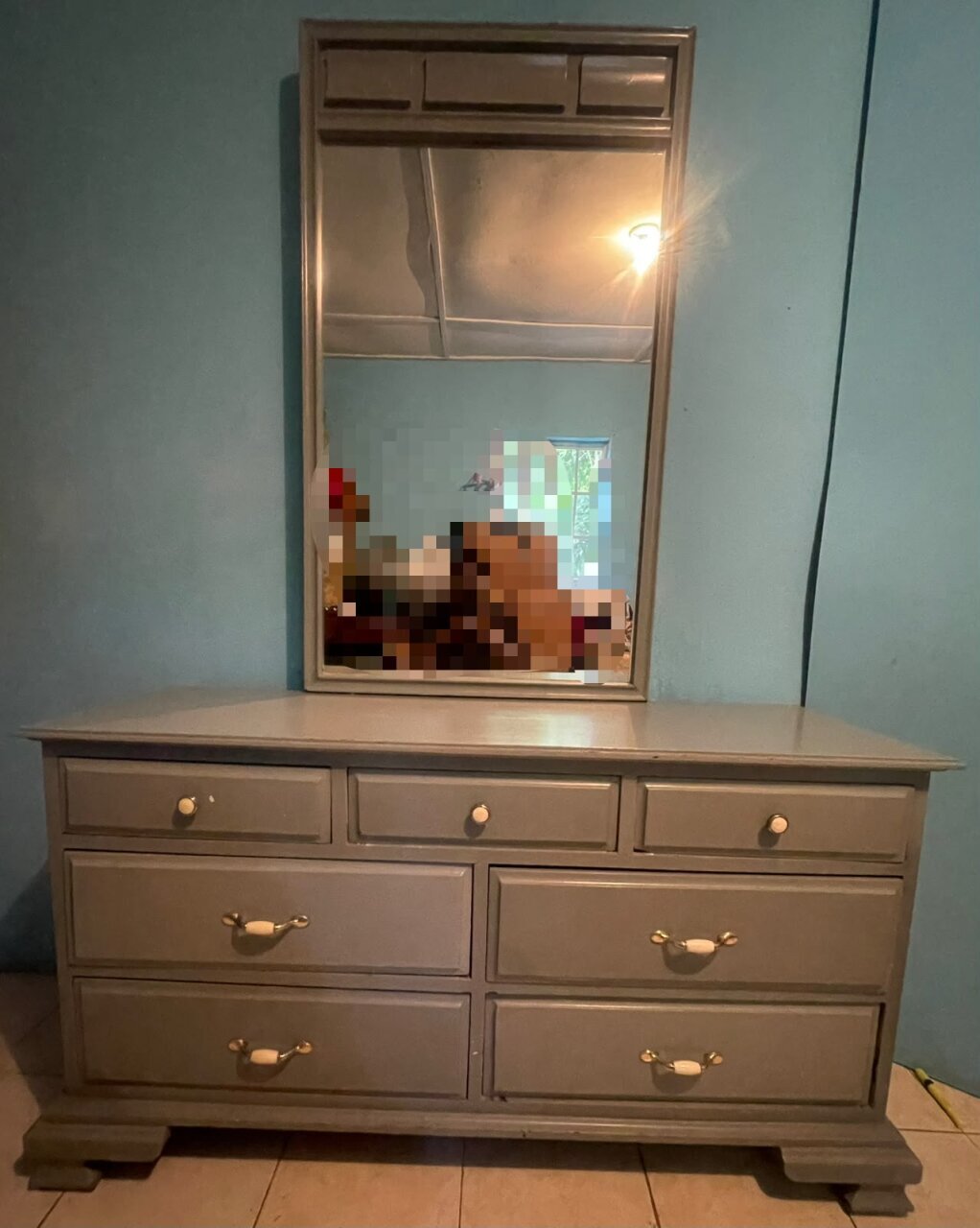 7 Drawer Dresser With 2 Bedside Tables