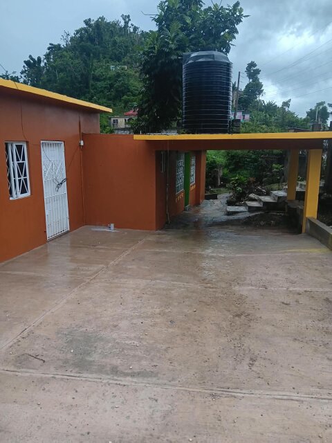 3 Bedrooms /2 Kitchen/ 2½ Bathrooms For Rent