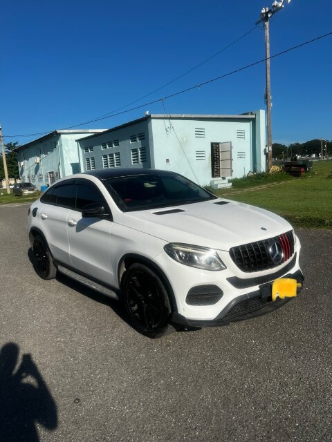 Gle Coupe 2016