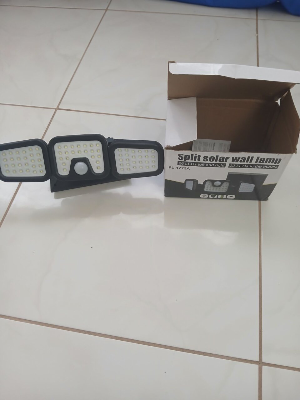 Split Solar Wall Lamp