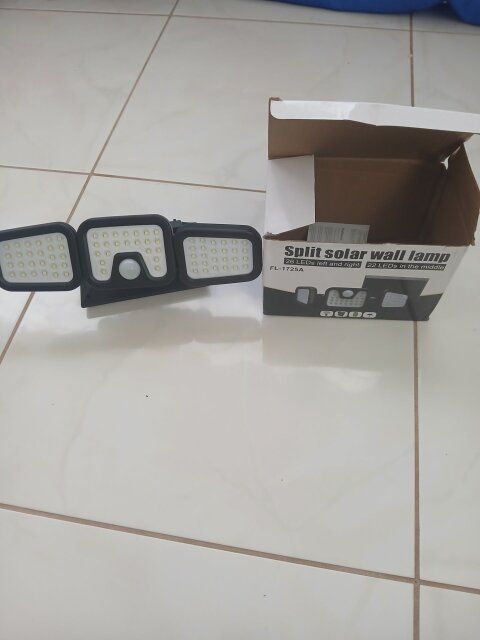 Split Solar Wall Lamp