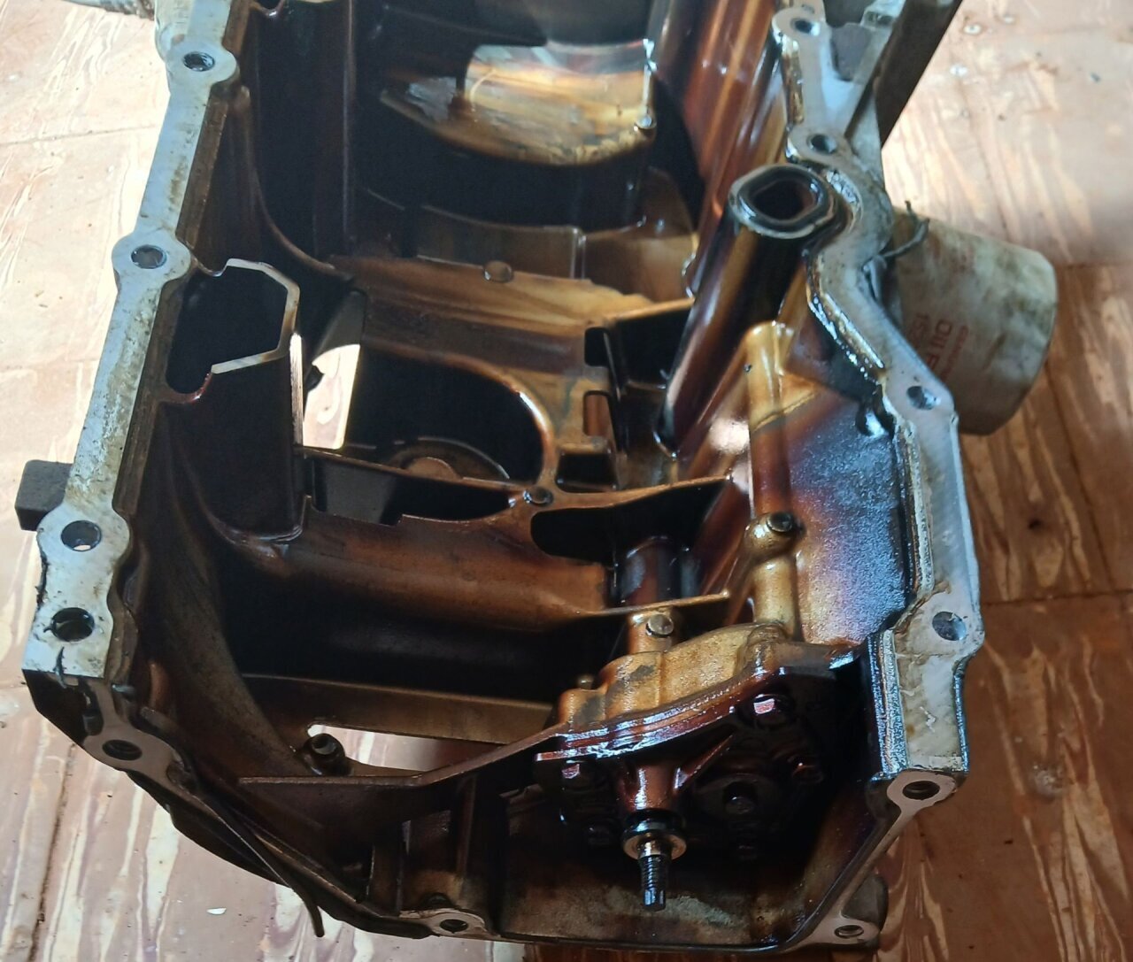 Automotive Engine Upper Oil Pan