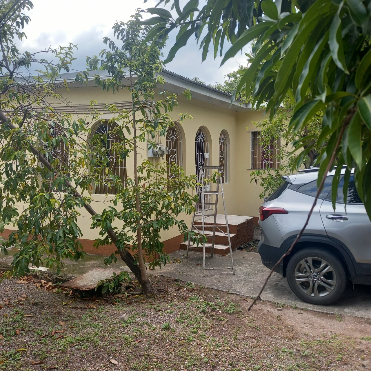 Dual Income Stream 2 Houses On One Lot