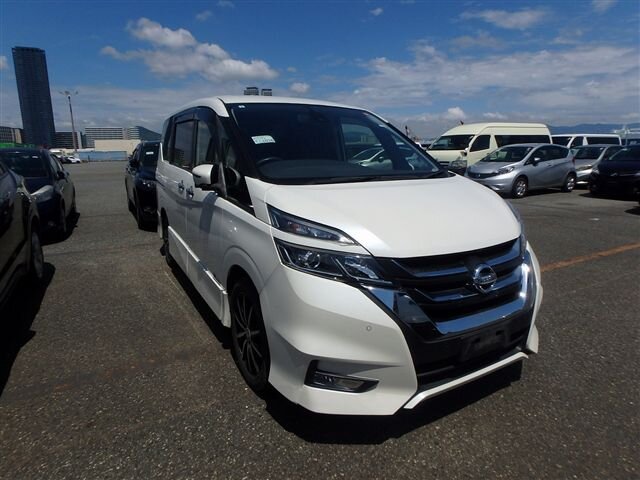 2017 Nissan Serena