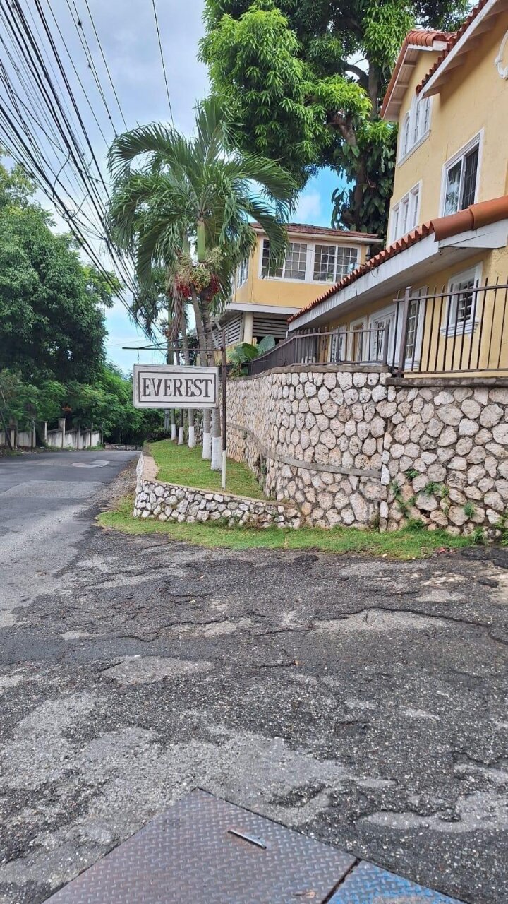 2 Bed, 1 Bath For Sale Everest Apt, Stony Hill