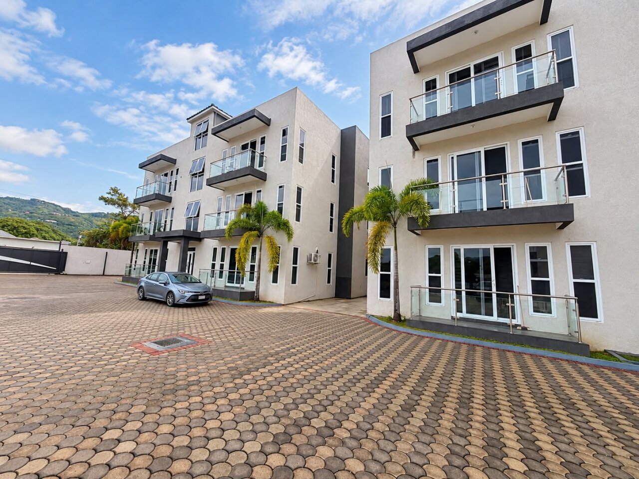 For Sale | ? Halifax Barbican Kingston 6