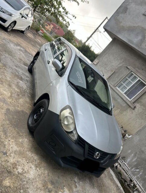 2017 Nissan Ad Wagon