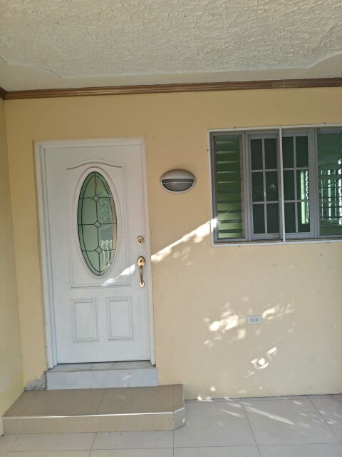 1 Bedroom Half Side