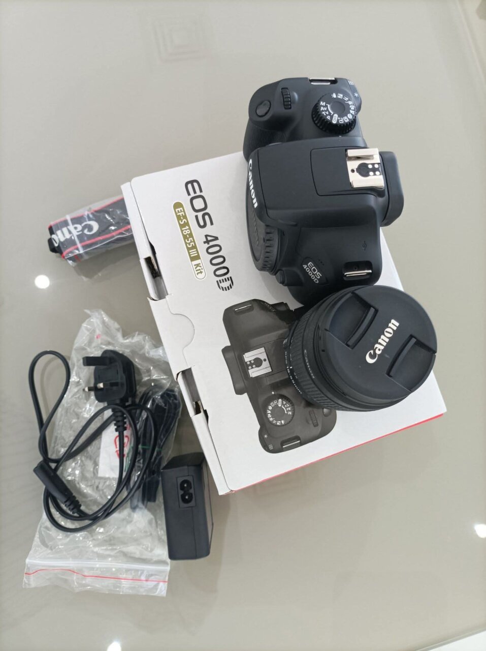Cannon D4000