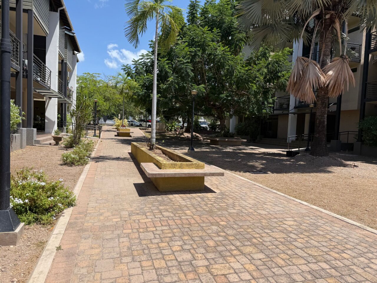 2 Bed 2.5 Bath Kingston 7 Apt For Sale