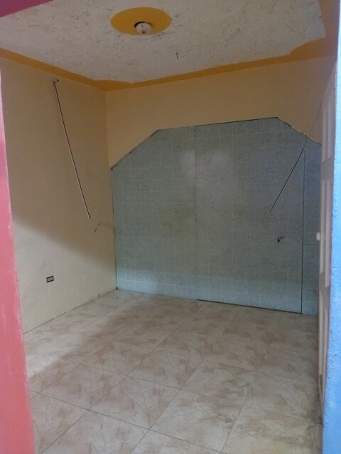1 Bedroom 1 Bath Available For Rent.