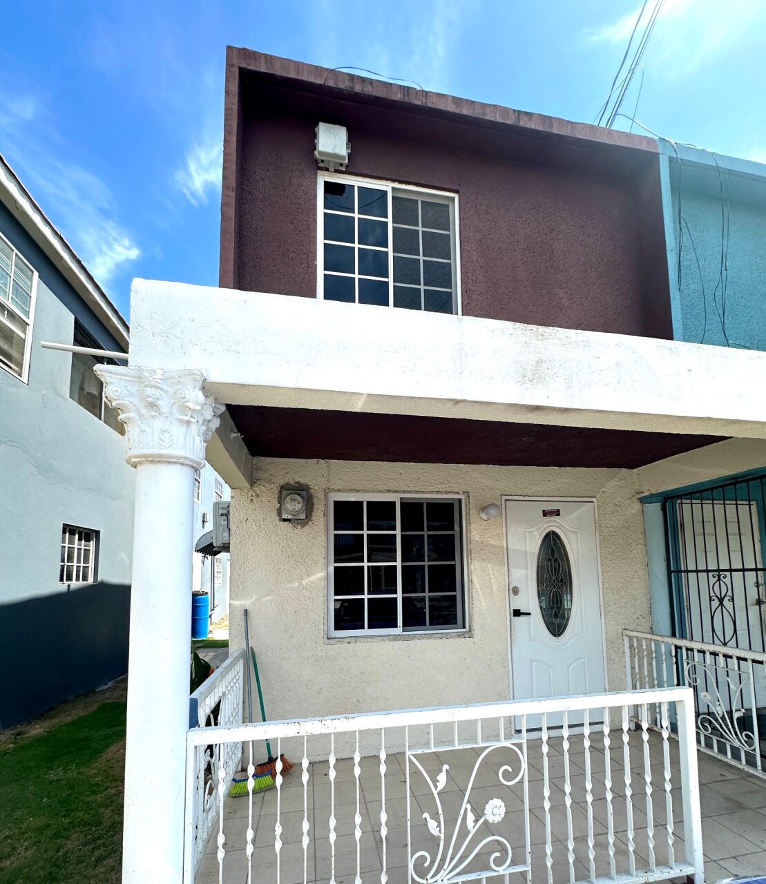 2 Bedroom 1 Bathroom Townhouse Available For Rent