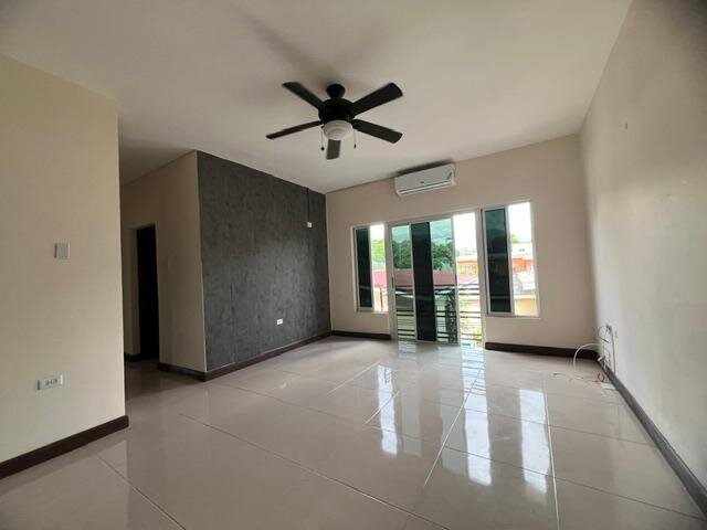 2 Bedroom