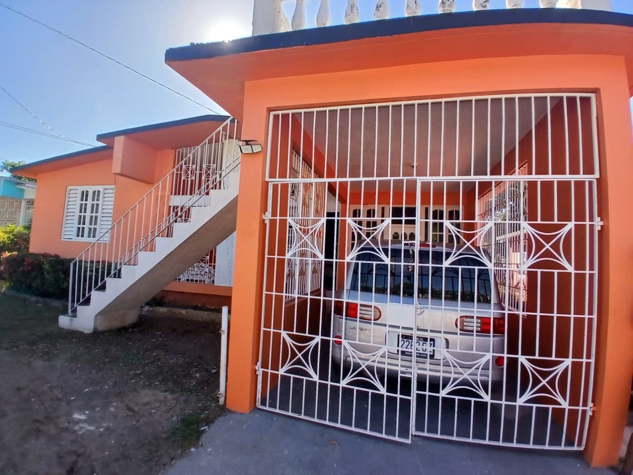 3 Bedroom Furnished House