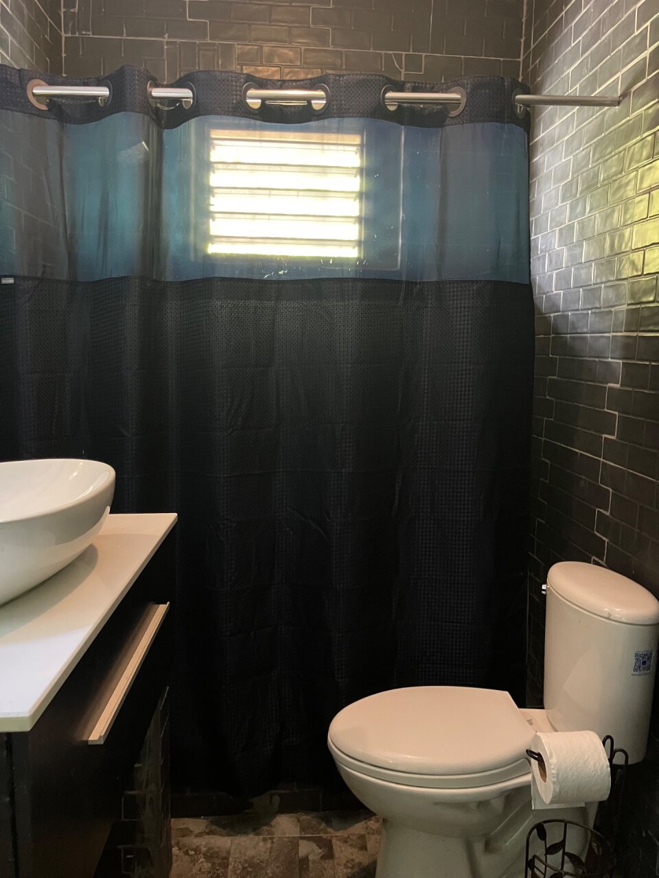 1 Bedroom For Rent