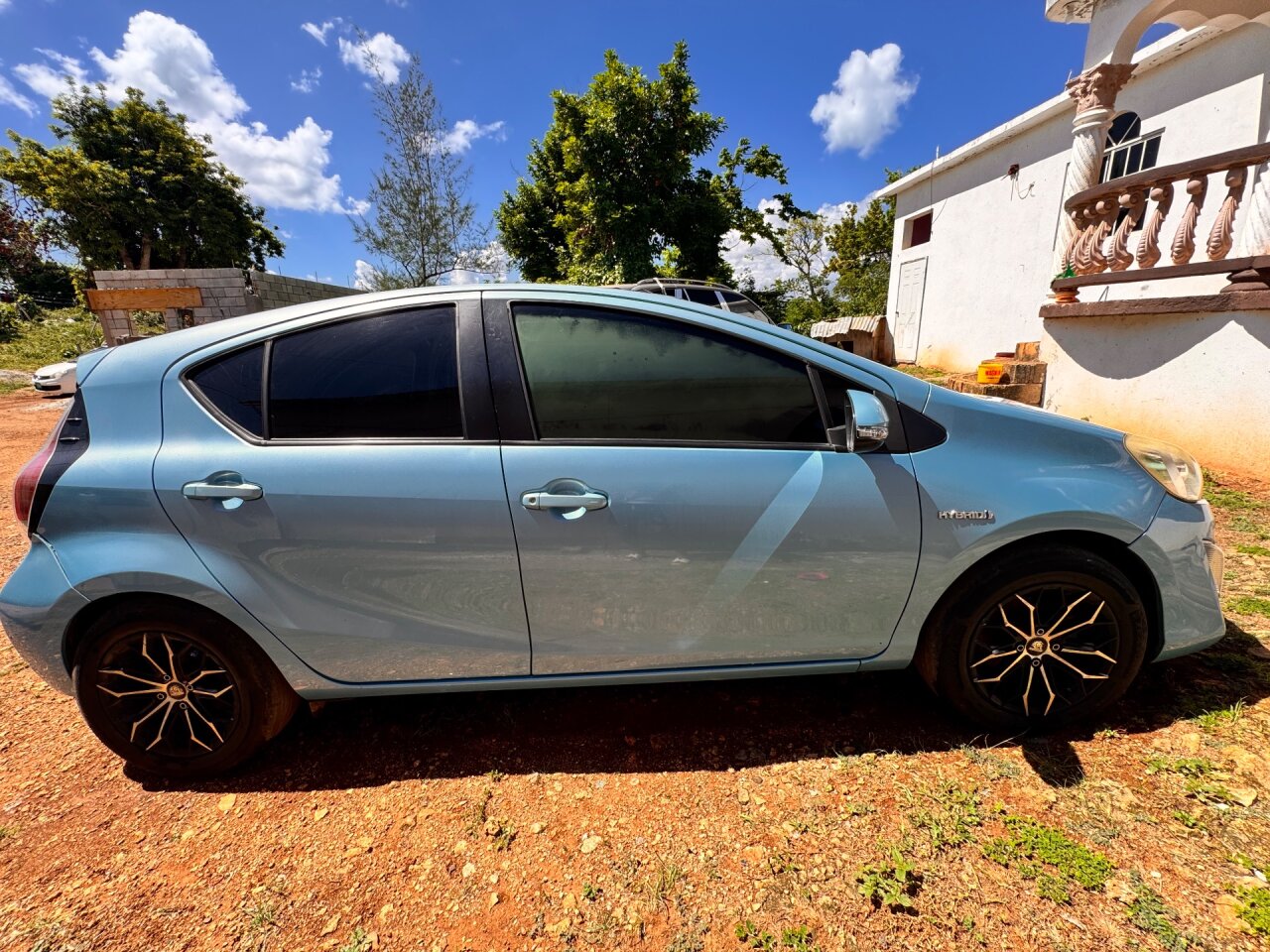 2015 Toyota Aqua
