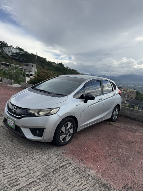 2014 Honda Fit Hybrid - Well Maintained